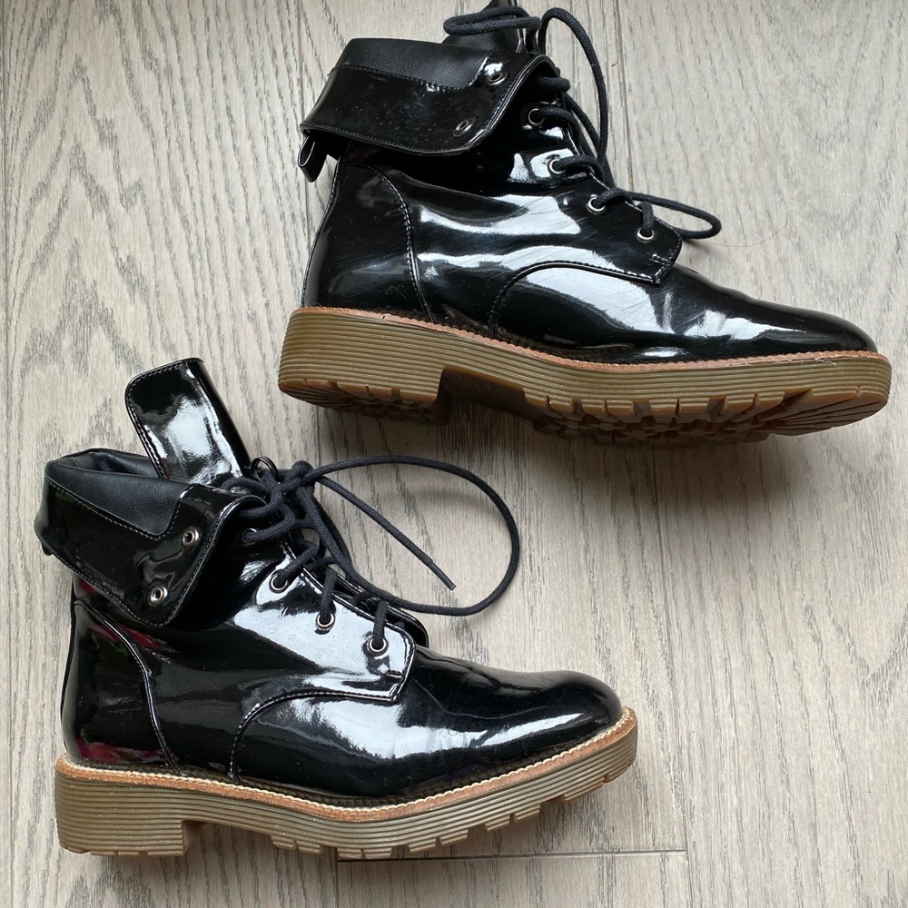 Zara trafaluc leather style boots